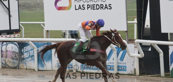 Hipódromo Las Piedras - Sábado 6 de Junio de 2015