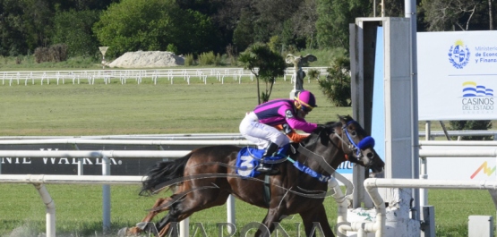 Sábado 16 de octubre de 2021 - Hipódromo Nacional de Maroñas