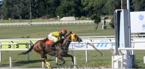 Sábado 18 de diciembre de 2021 - Hipódromo Nacional de Maroñas