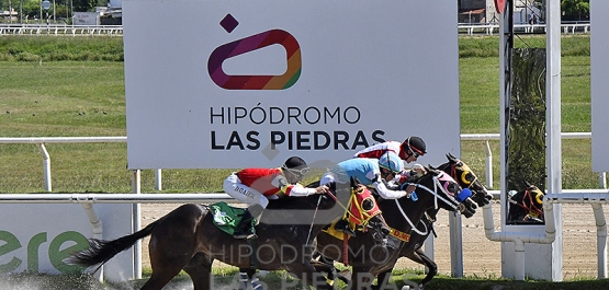 Domingo 7 de enero de 2023 - Hipódromo Las Piedras